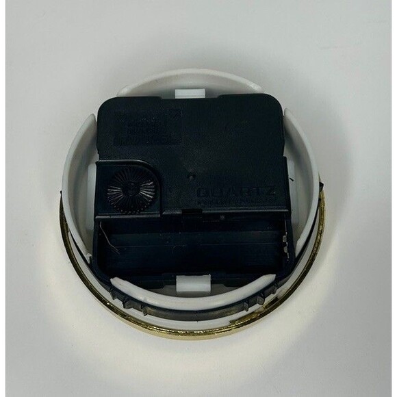 Thomas Kinkade Collection Sweetheart Cottage Mantel Clock (2004) - Picture 8 of 8